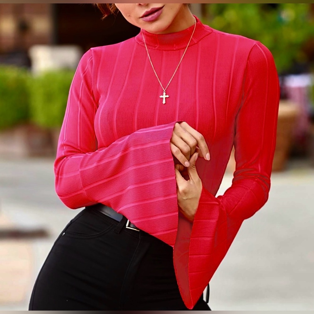 WOMEN’S RED LONG SLEEVES BODYSUIT-SIZE M